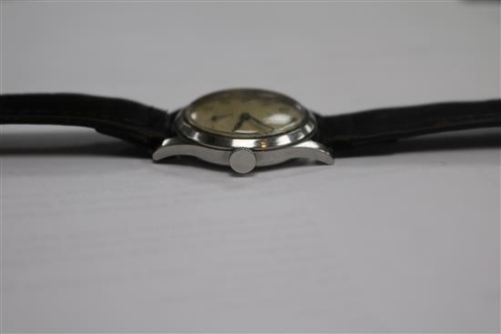A gentlemans 1940s/1950s stainless steel mid-size Rolex manual wind wrist watch
